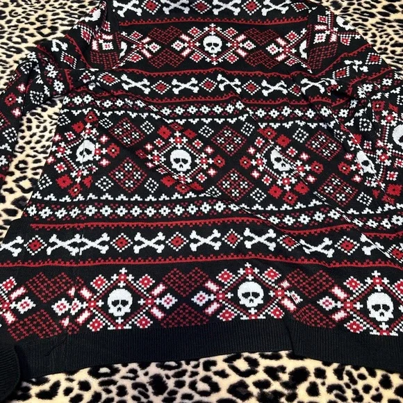 Social Collison Cardigan - Picture 3 of 3